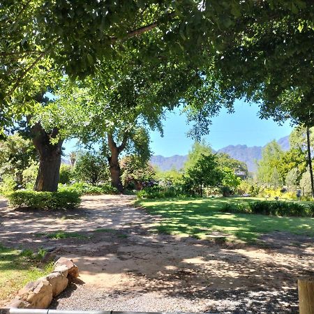 Olive And Vine Farm Cottage フランシュホーク エクステリア 写真
